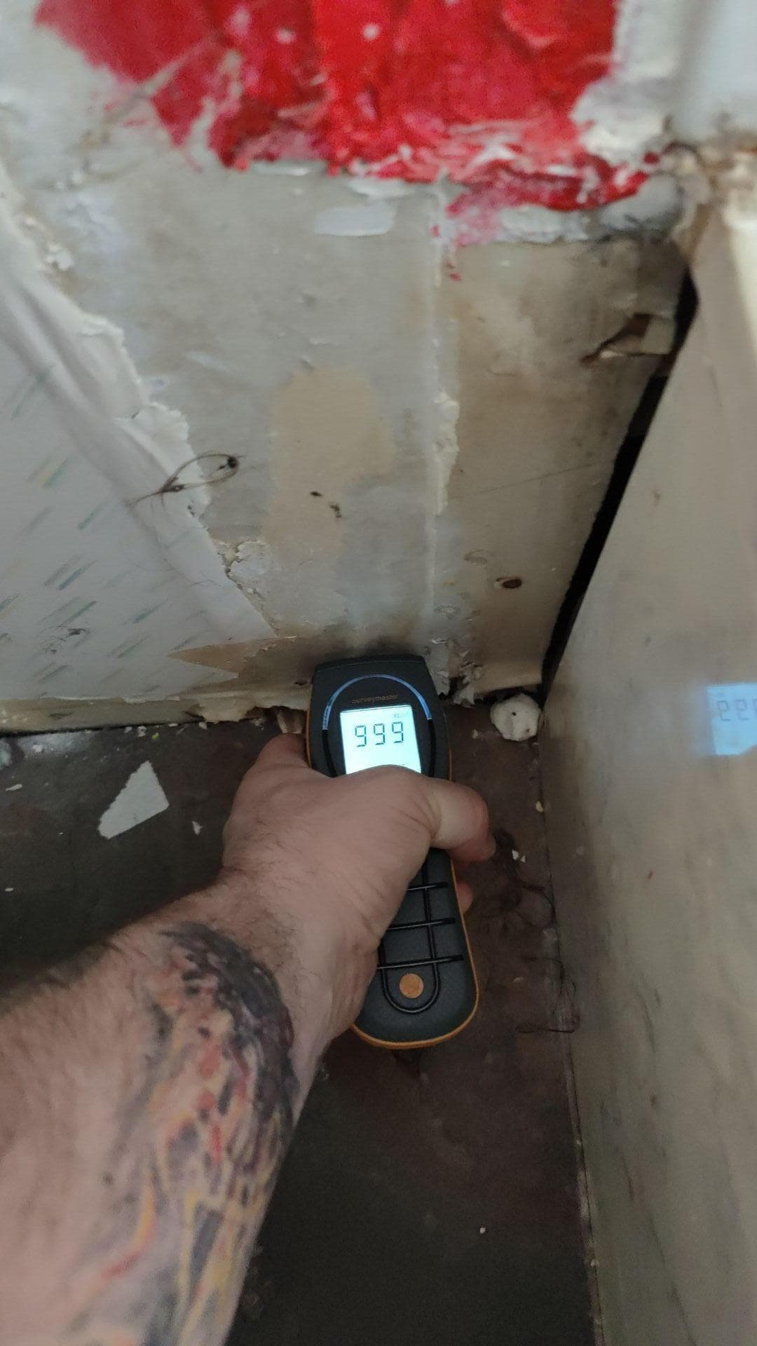 Gallery photos for Reviving a Water-Damaged Bathroom: Image #4