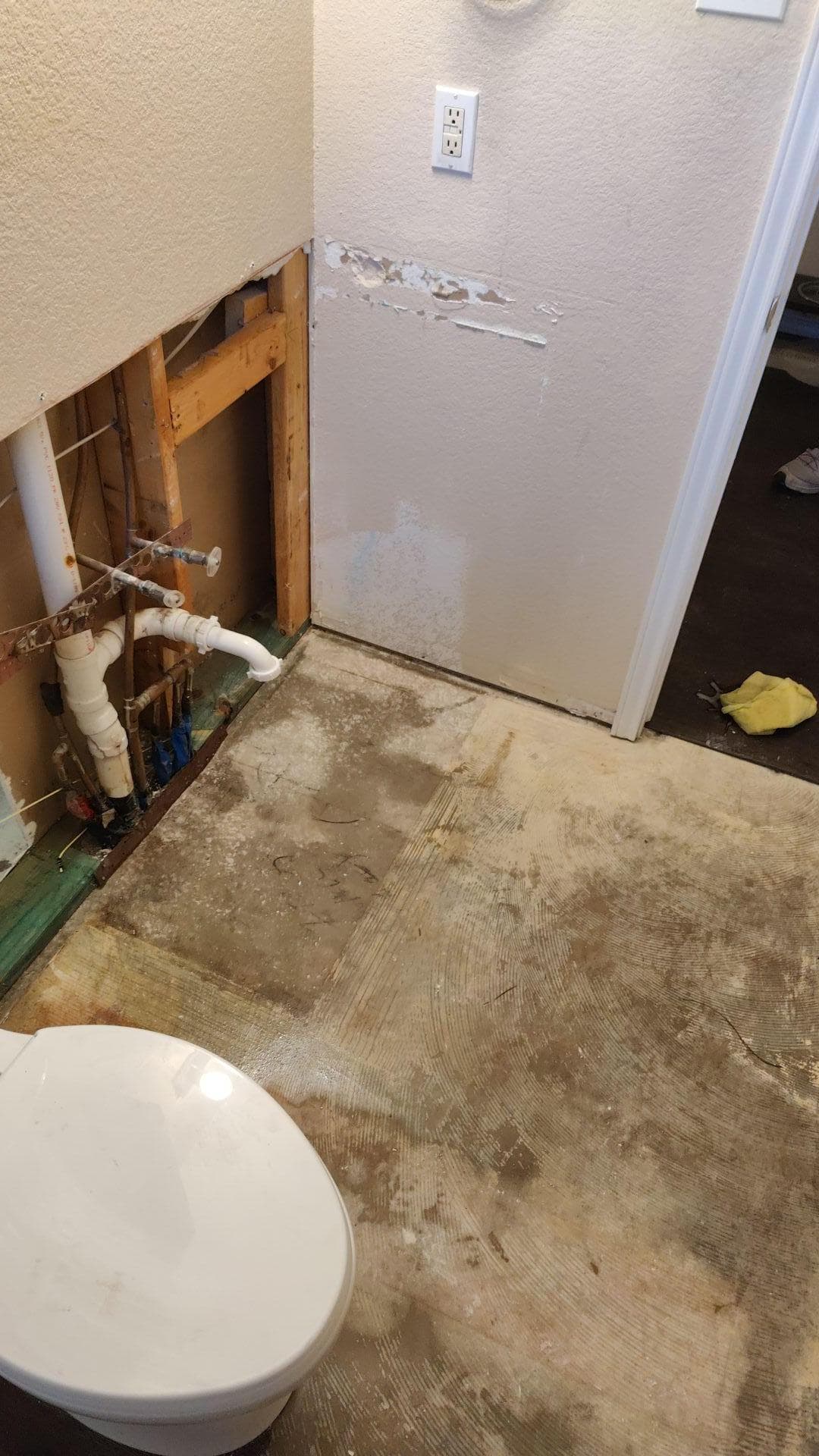 Gallery photos for Bathroom Water Recovery and Repair: Image #5